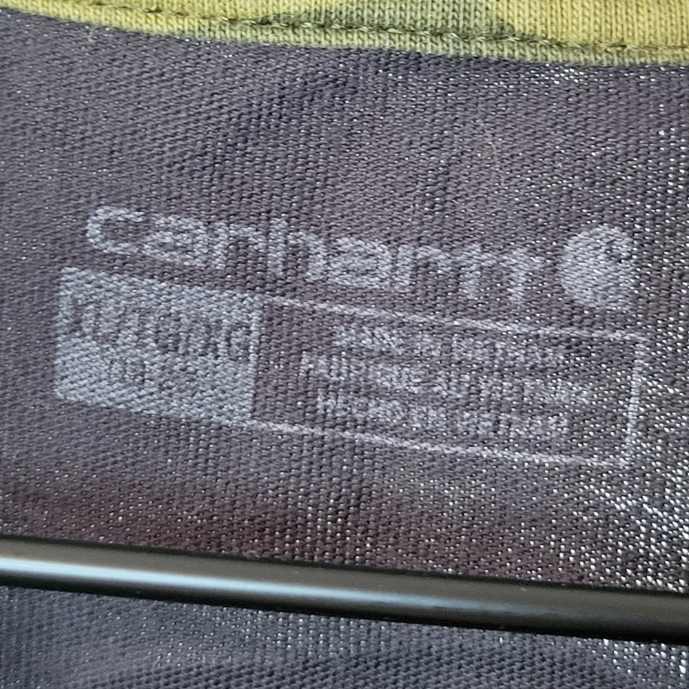 Carhartt‎ Camo Black Youth Tshirt, Size Youth XL 18-20